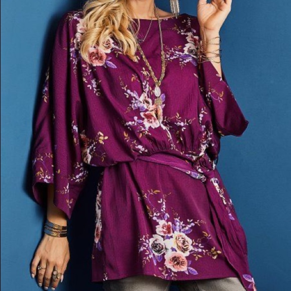 NWT Suzanne Betro floral belted tunic size Large